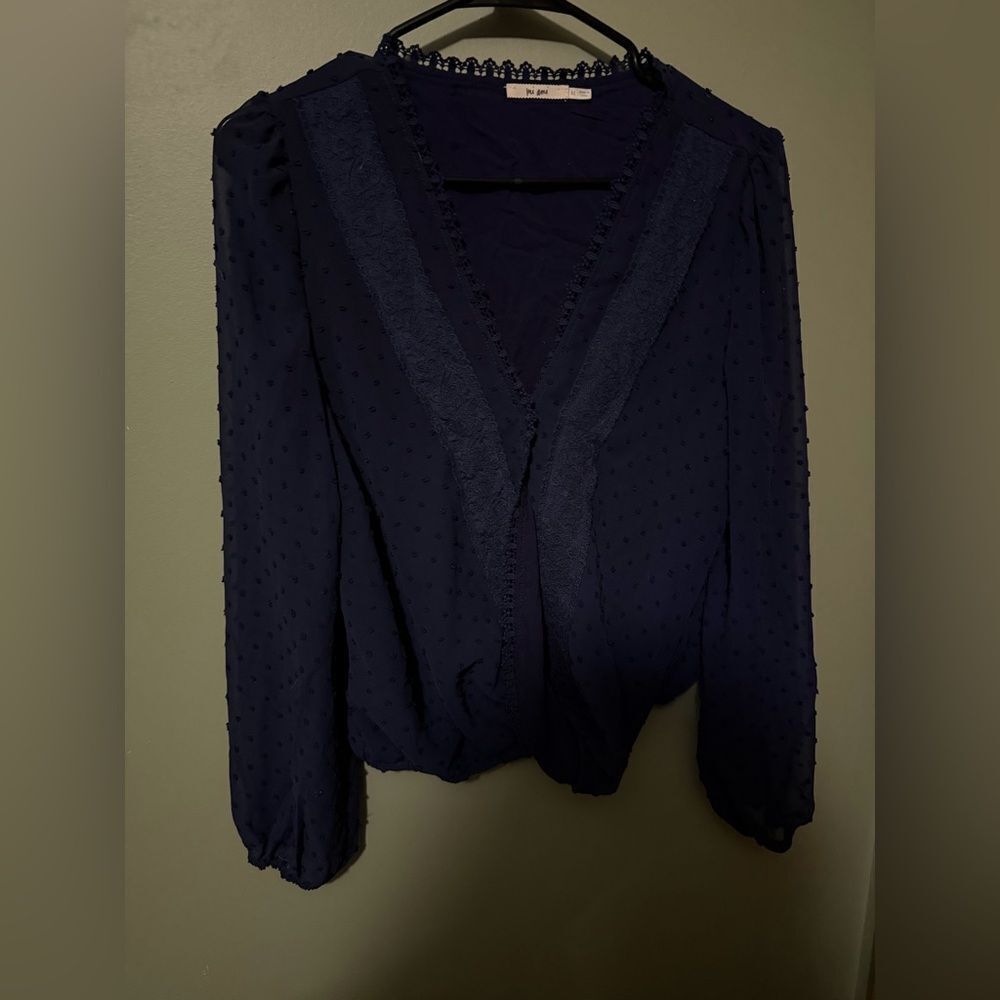 Mi Ami Cross Front Blouse Size Medium Puckered Design Blue
